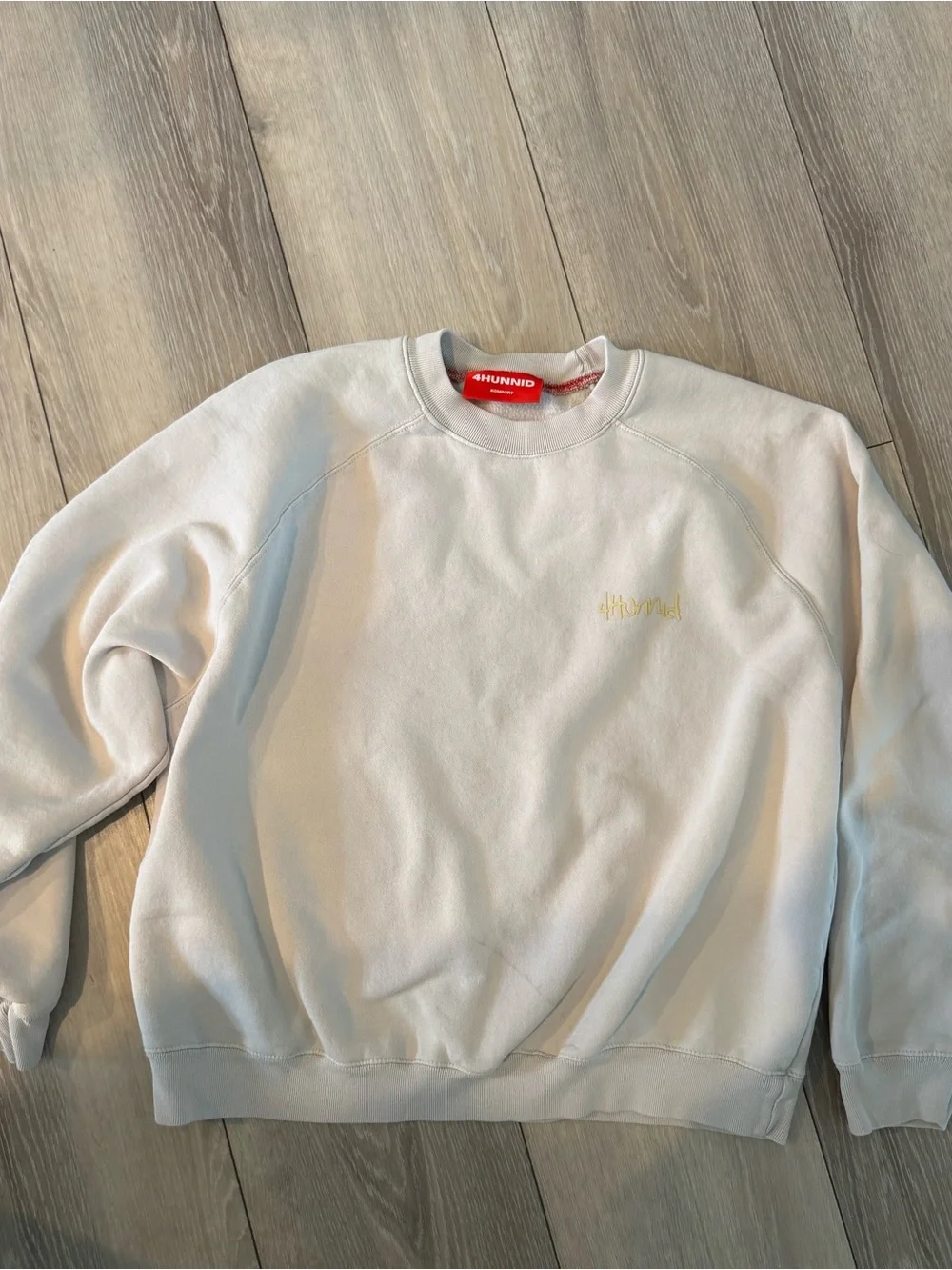 4Hunnid Men's Cream Crewneck Sweatshirt